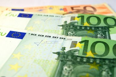 Yakın çeşitli para birimi banknot ve madeni paraların, farklı ülkelerden
