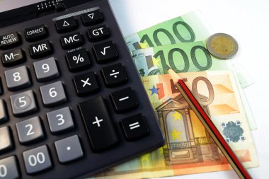 Yakın çeşitli para birimi banknot ve madeni paraların, farklı ülkelerden
