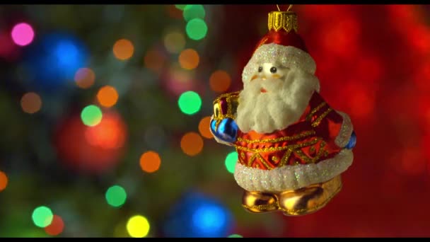 Karácsonyi santa játék díszítéssel új év tree fények szempillantás alatt — Stock videók