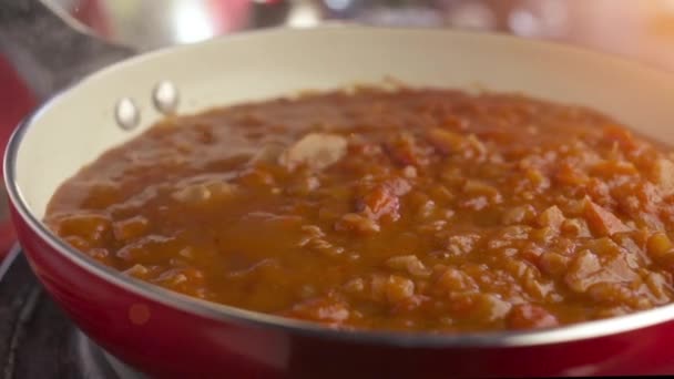 Приготування спагетті соус — стокове відео