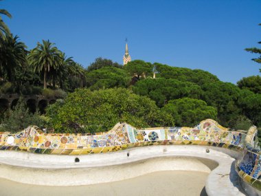 Barselona da Park Guell renkli seramik tezgah.