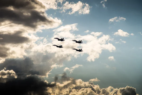 Aerobatic team Russian knights in flight. — Stock Photo, Image