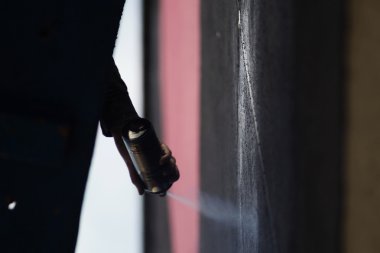 bir sprey boya ile çizim