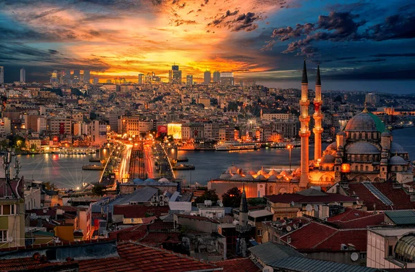 Nueva Mezquita Estambul Turquía Maravillosa Vista Atardecer Imagen de stock