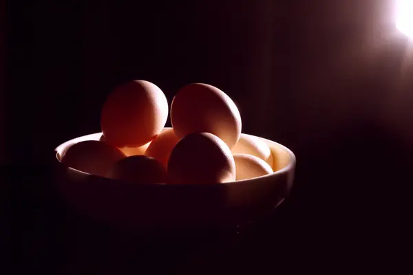 yemek pişirmek için tavuk yumurtası