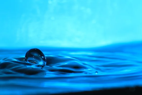 A gota de água — Fotografia de Stock