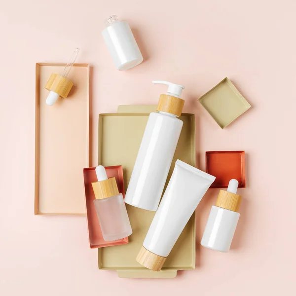 Verschillende Lege Cosmetische Container Mock Ups Pastel Kleur Backgroun Achtergrond — Stockfoto