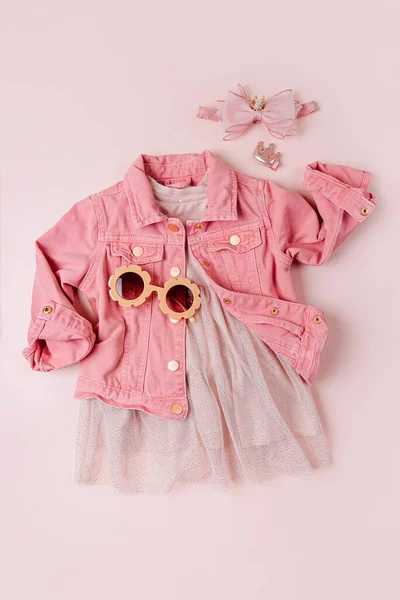 Chaqueta Rosa Lindo Vestido Conjunto Moda Ropa Para Niños — Foto de Stock
