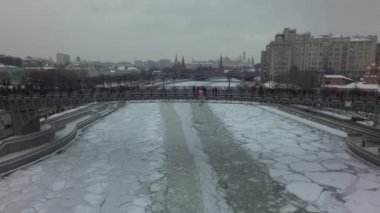 Hava güzel Moskova helikopter uçak 4k