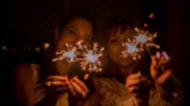 Yeni yıl kutlama arkadaş