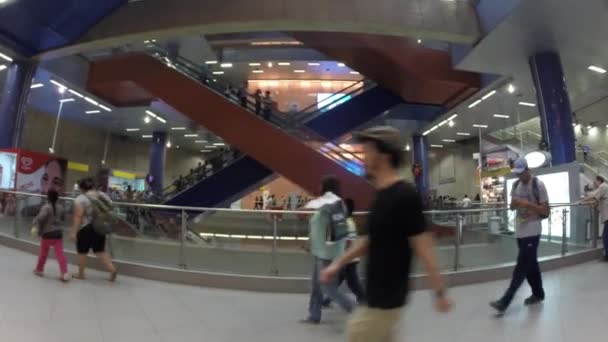 人们走在地铁 — 图库视频影像