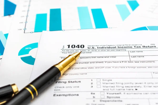 Tax Form Pen Financial Graphs — Stock Fotó