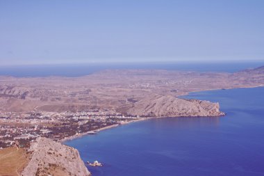 şehir ve dağ denize sıfır