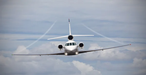 Özel Jet havada önden görünümü — Stok fotoğraf