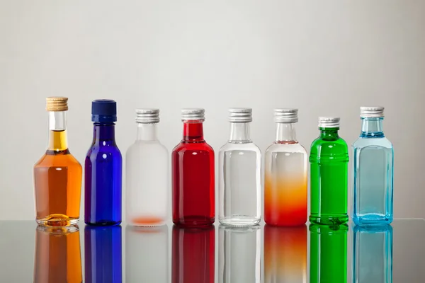 Ομάδα της πολύχρωμα μπουκάλια — Φωτογραφία Αρχείου