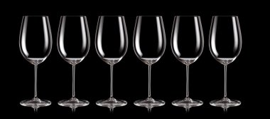 Grup üst üste duran şarap gözlük