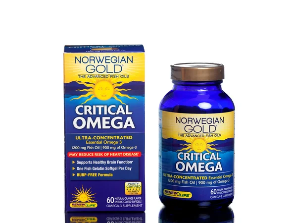 MIAMI, USA - JUNE 10, 2015: A bottle of Norwegian Gold Critical Omega fish oil supplement. High potency of Omega-3 EPA and DHA to support heart, joint and brain health. — Stock Photo, Image