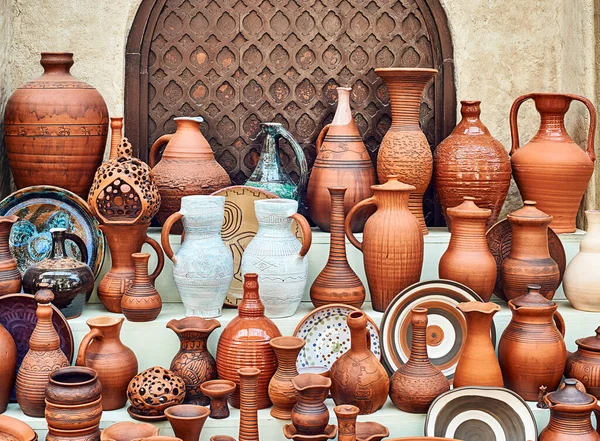 Schaufenster Handgemachter Keramikkeramik Auf Einem Markt Straßenrand — Stockfoto
