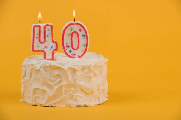 40º Tarta de Cumpleaños Blanca —  Fotos de Stock