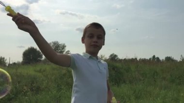 Sabun köpüğü, yavaş mo üfleme çocuk