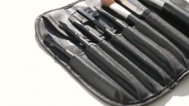 Makyaj Fırçası, Makyaj