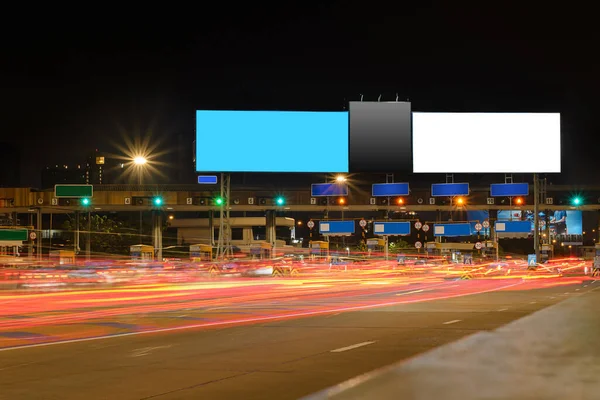 Cartelloni Pubblicitari Strada Notte Comunicazione Pubblicitaria — Foto Stock