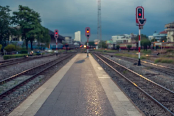 Demiryolunda trafik ışığı