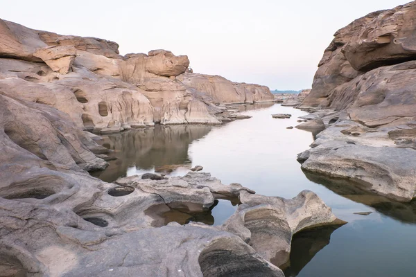 arka plan bulanıklık Ubon Ratchathani Tayland Büyük Kanyon (3000 Bok)