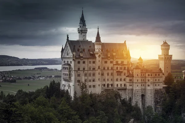 Kasteel Neuschwanstein in Duitsland — Stockfoto