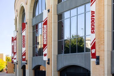 Madison, WI, ABD - 7 Ekim 2025: Camp Randall Stadyumu NCAA Büyük On Konferansı 'nda mücadele eden Wisconsin Badgers Üniversitesi futbol takımının evidir..