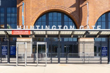 Indianapolis, IN, ABD - 20 Ekim 2025: Lucas Petrol Stadyumu NFL 'nin Indianapolis Colts futbol takımının yanı sıra diğer etkinliklere de ev sahipliği yapmaktadır..