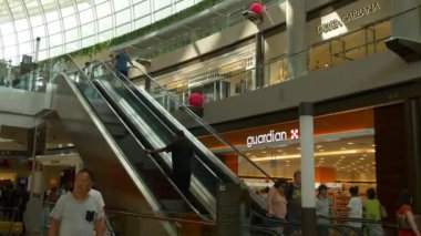 Marina Bay Sands alışveriş merkezinde Shoppes