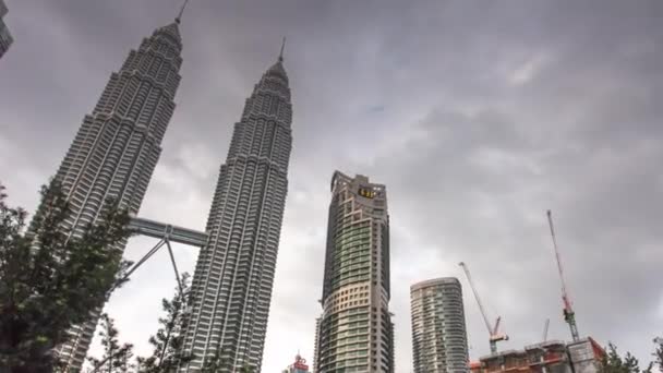 Regenachtige dag in Kuala Lumpur — Stockvideo