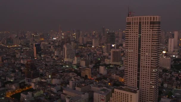 Αστικό τοπίο νύχτα της Μπανγκόκ — Αρχείο Βίντεο