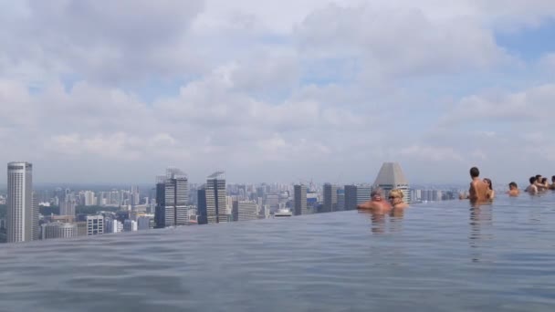 Bekende marina bay sands hotel — Stockvideo