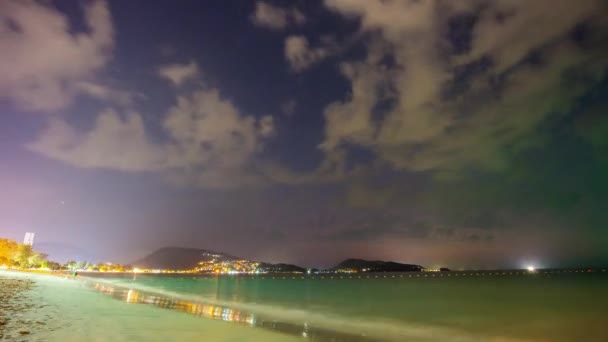 Puesta de sol en la playa de Patong — Vídeos de Stock