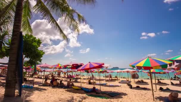Пляж міста Пхукет острові Патонг — стокове відео