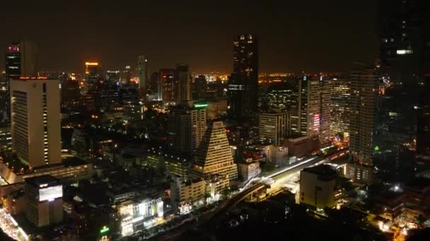 Noite bangkok tráfego ruas cityscape telhado topo panorama 4k tempo lapso tailândia — Vídeo de Stock