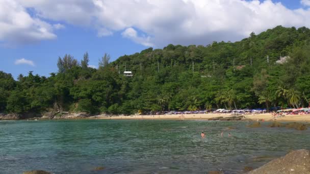 Ünlü tatil beach phuket Adası — Stok video