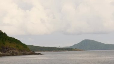 kıyı şeridi panorama yağmur sırasında