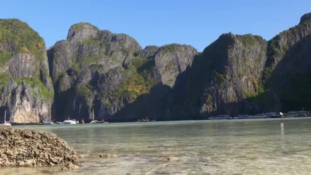 Strand der Insel Phi Phi Don — Stockvideo