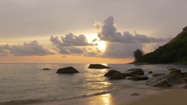 Sonnenuntergangspanorama auf Phuket — Stockvideo