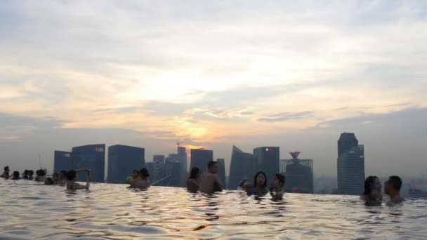 Famous marina bay sands hotel — Stock Footage Famous marina bay sands hotel Royalty Free Stock Footage