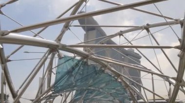 Helix Köprüsü ve Marina Bay