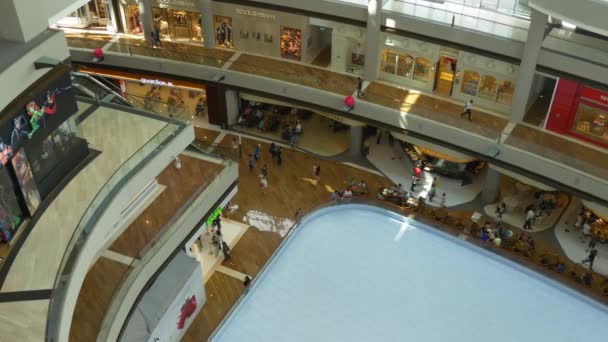 Shoppes в Marina Bay Sands mall — стокове відео
