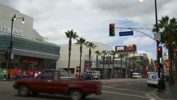 Gedrängte Kreuzung von los angeles — Stockvideo