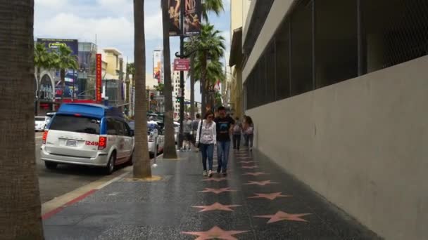 Hollywood Walk of Fame op September — Stockvideo