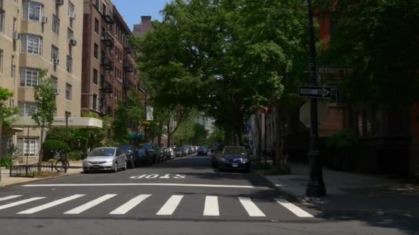 Mensen lopen op New York street — Stockvideo
