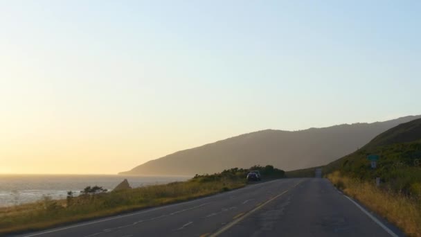 Výlet autem podél pobřeží Kalifornie — Stock video