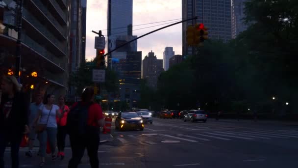 Manhattan times square street — Stockvideo